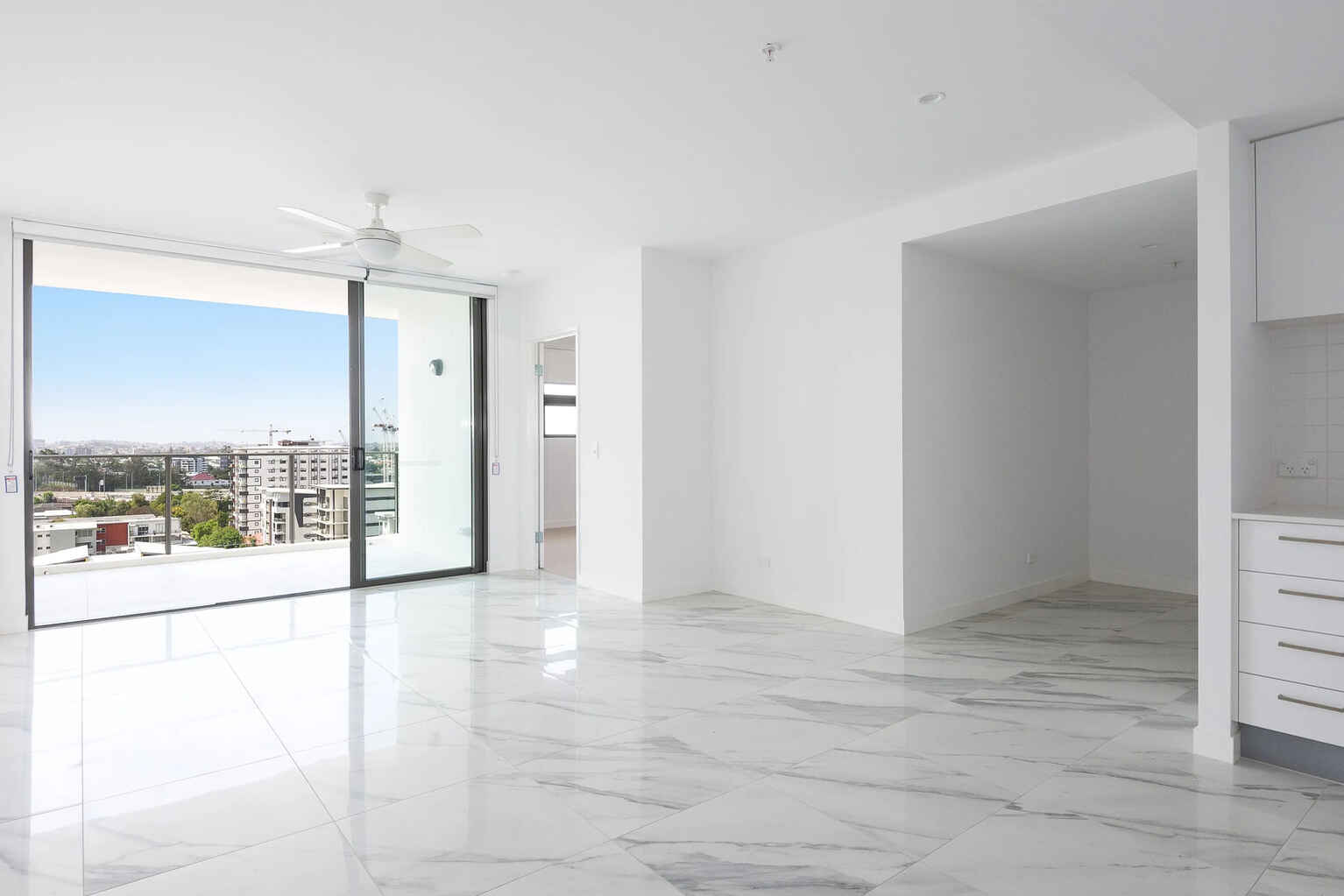 910/70-74 Carl Street Woolloongabba