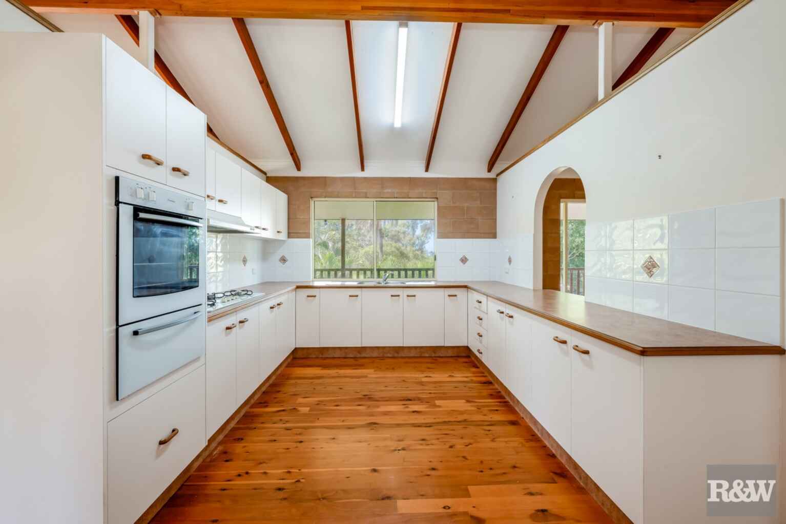 66 Sylvan Drive Moore Park Beach 66 Sylvan Drive Moore Park Beach