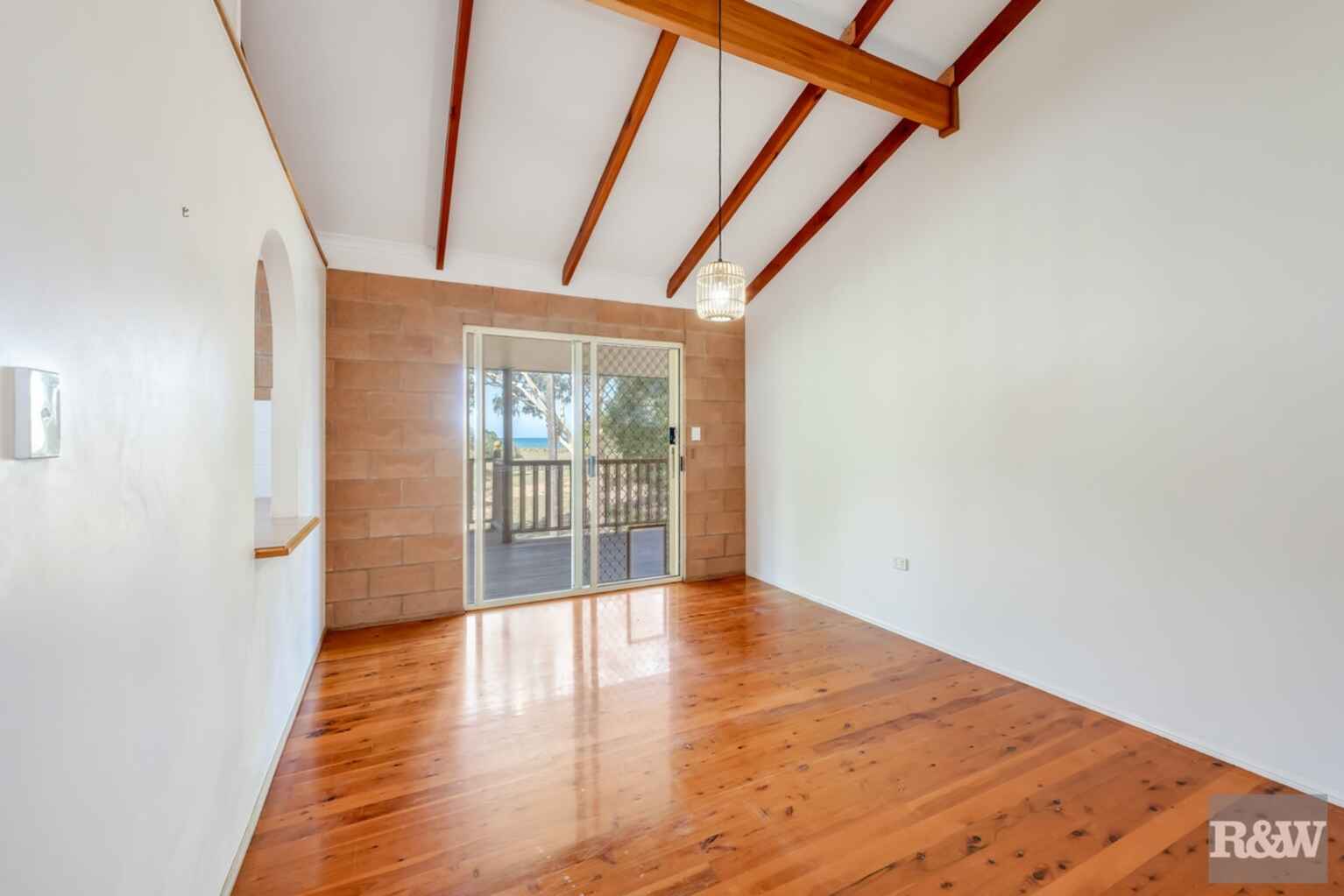 66 Sylvan Drive Moore Park Beach 66 Sylvan Drive Moore Park Beach