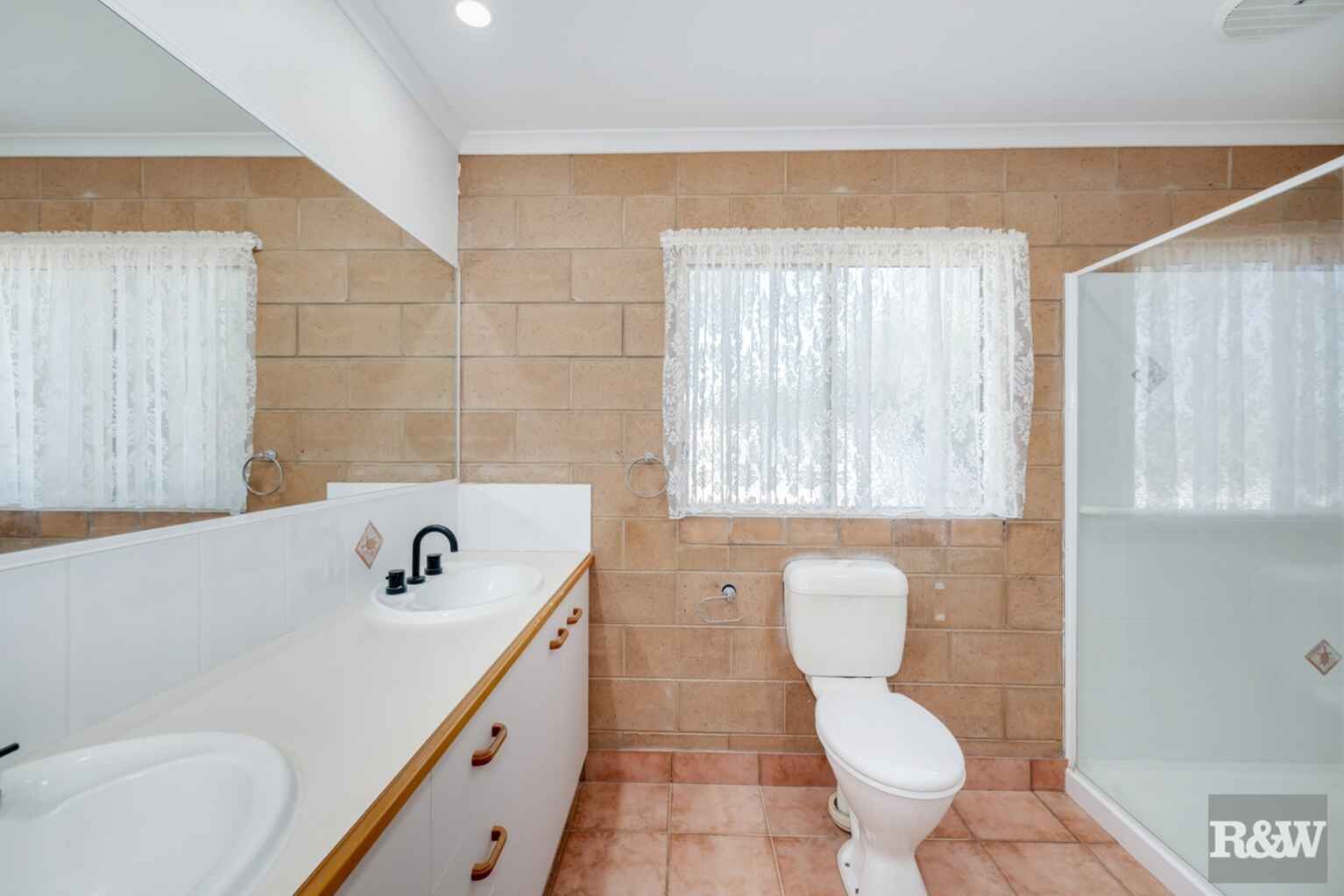 66 Sylvan Drive Moore Park Beach 66 Sylvan Drive Moore Park Beach