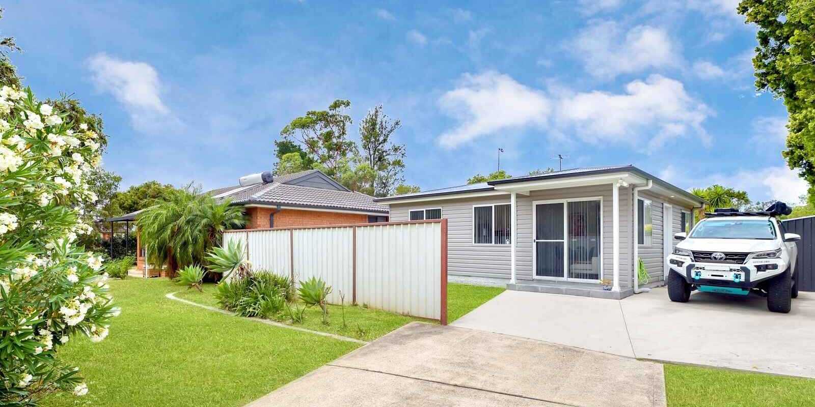 2 & 2A Francis Greenway Avenue St Clair 2 & 2A Francis Greenway Avenue St Clair