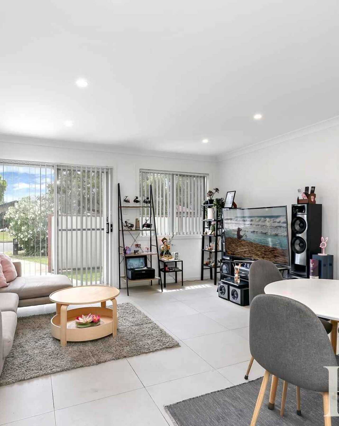 2 & 2A Francis Greenway Avenue St Clair, Clair - Thumbnail 5