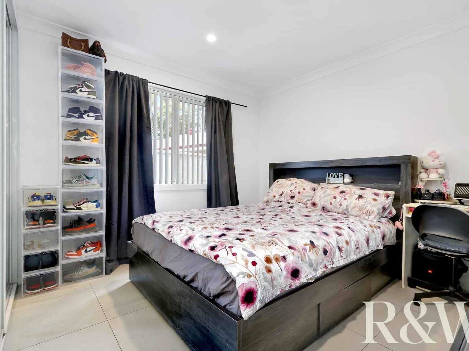 2 & 2A Francis Greenway Avenue St Clair 2 & 2A Francis Greenway Avenue St Clair