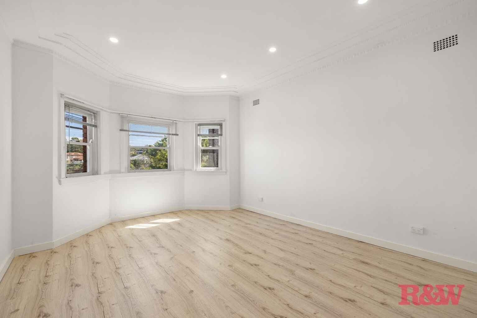 3/23 King Street Waverton