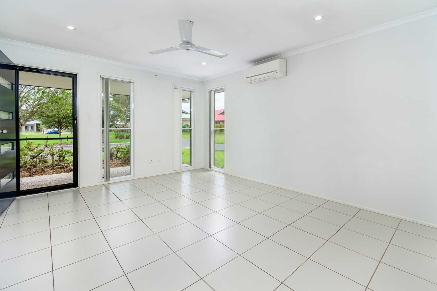54 Bluestar Circuit Caboolture 54 Bluestar Circuit Caboolture