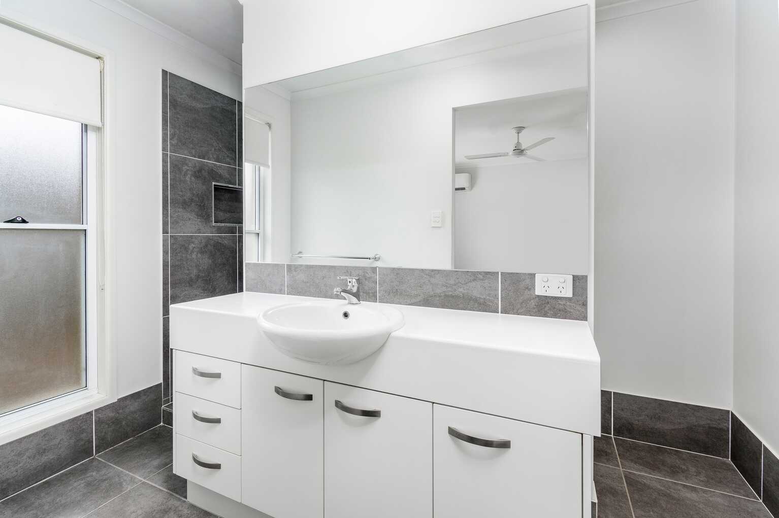 54 Bluestar Circuit Caboolture 54 Bluestar Circuit Caboolture