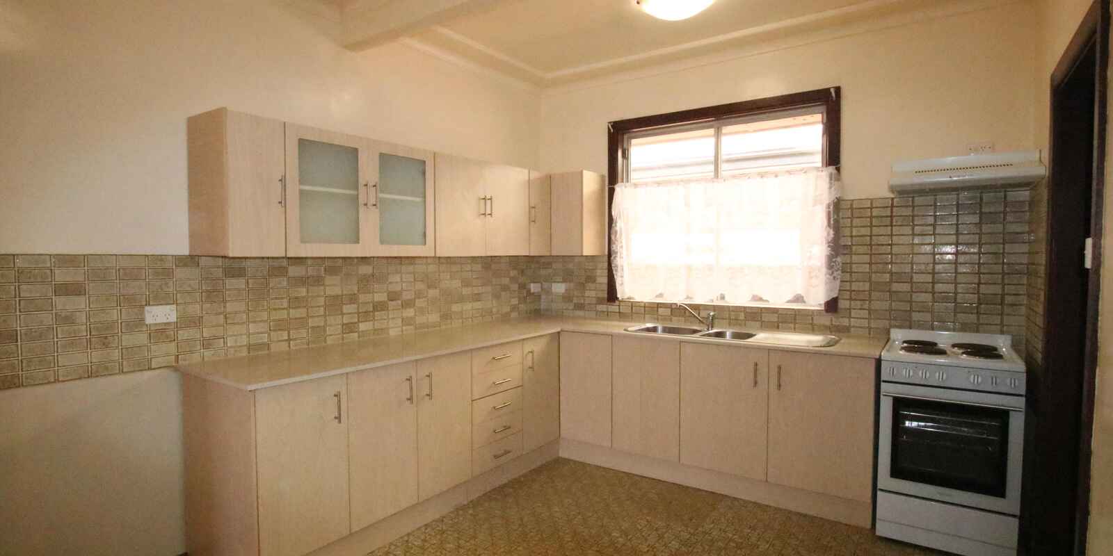 13 Wattle Avenue North St Marys