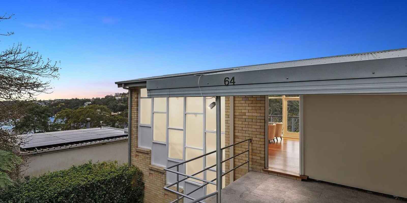 64 The Bulwark Castlecrag