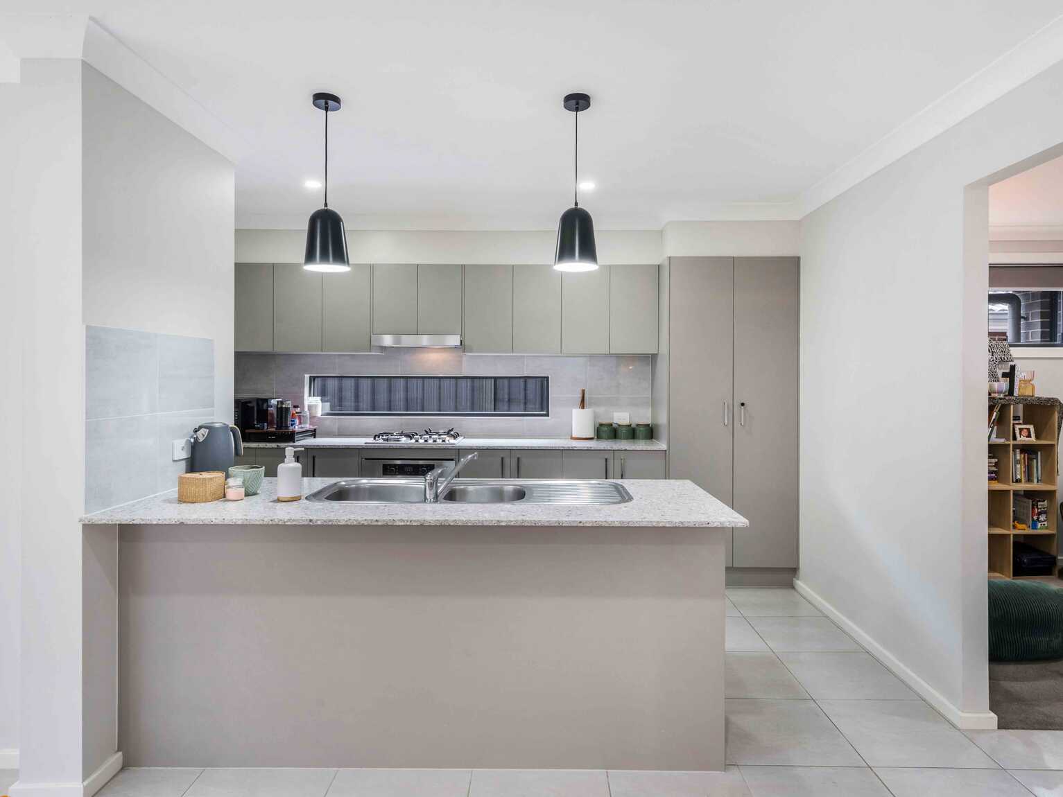 6 King Rock Road Austral 6 King Rock Road Austral
