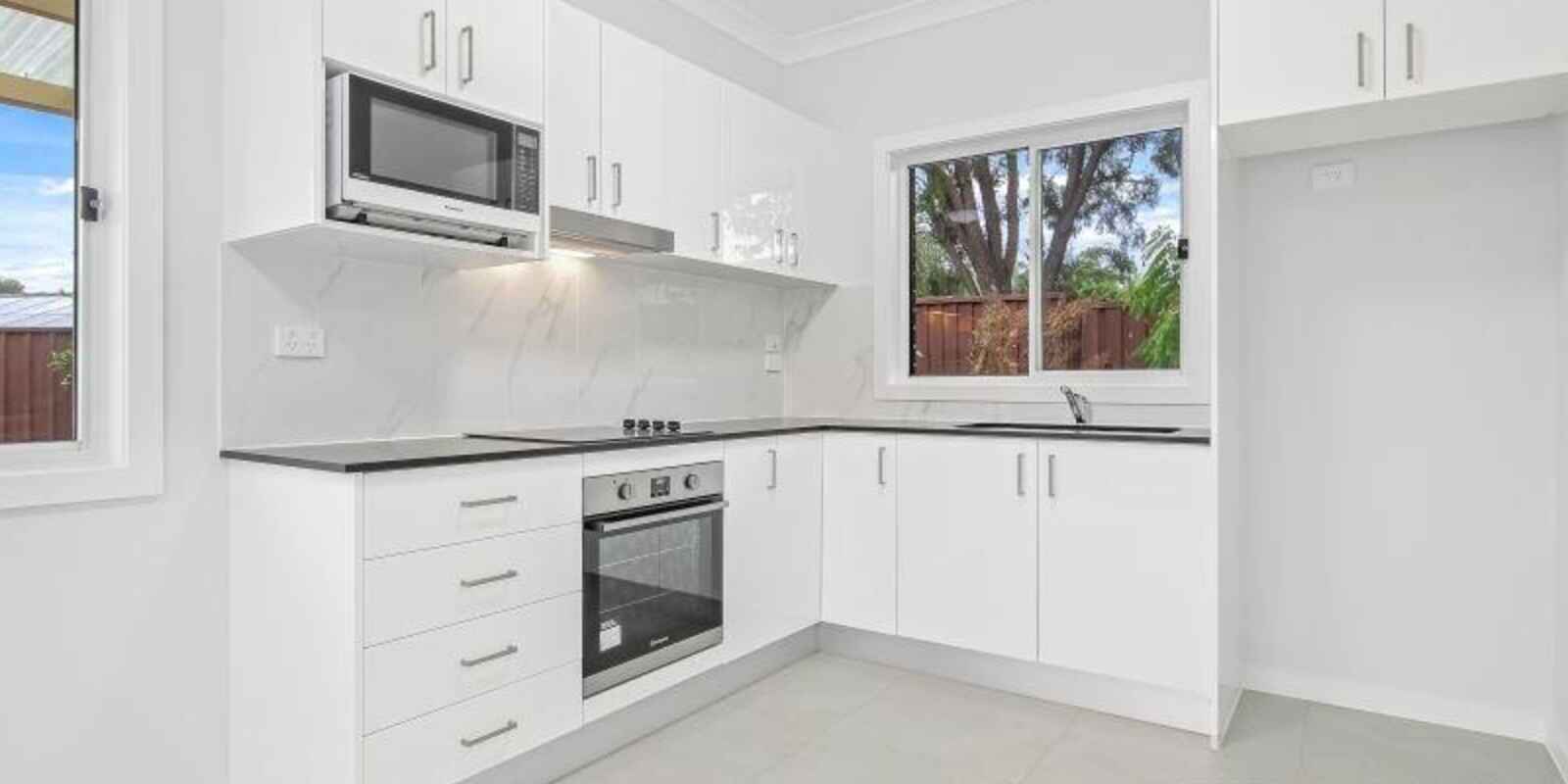 16a Arundel Park Drive St Clair