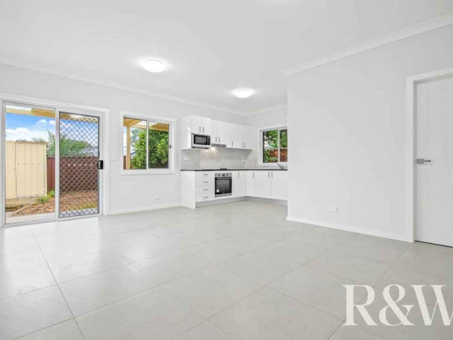 16a Arundel Park Drive St Clair