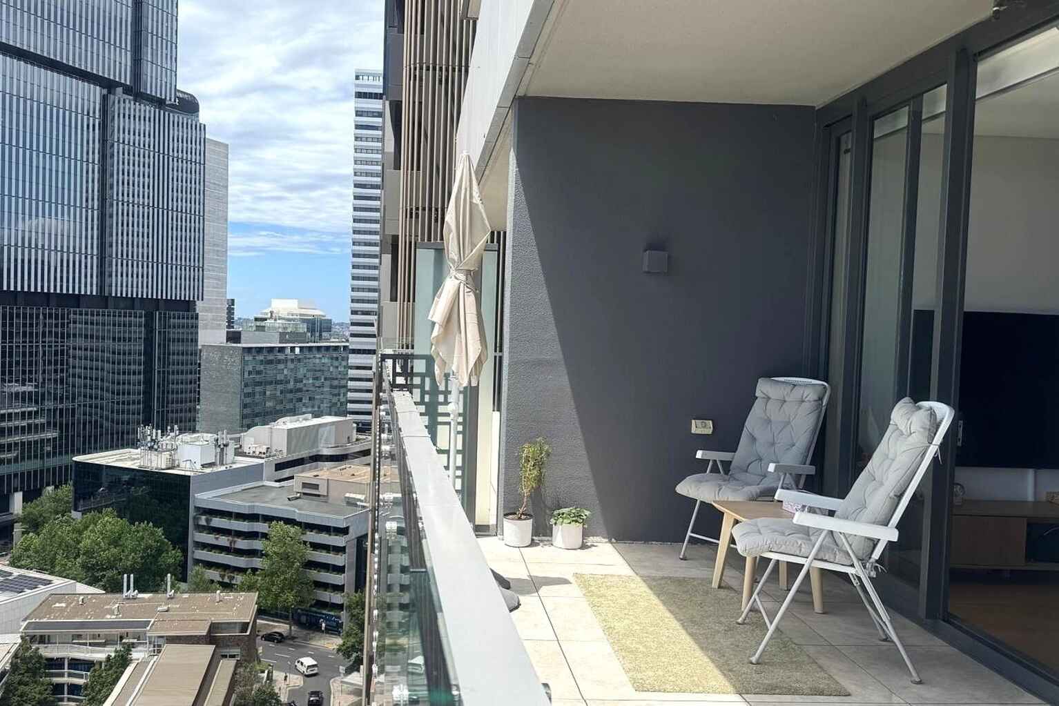 1601/225 Pacific Highway North Sydney 1601/225 Pacific Highway North Sydney