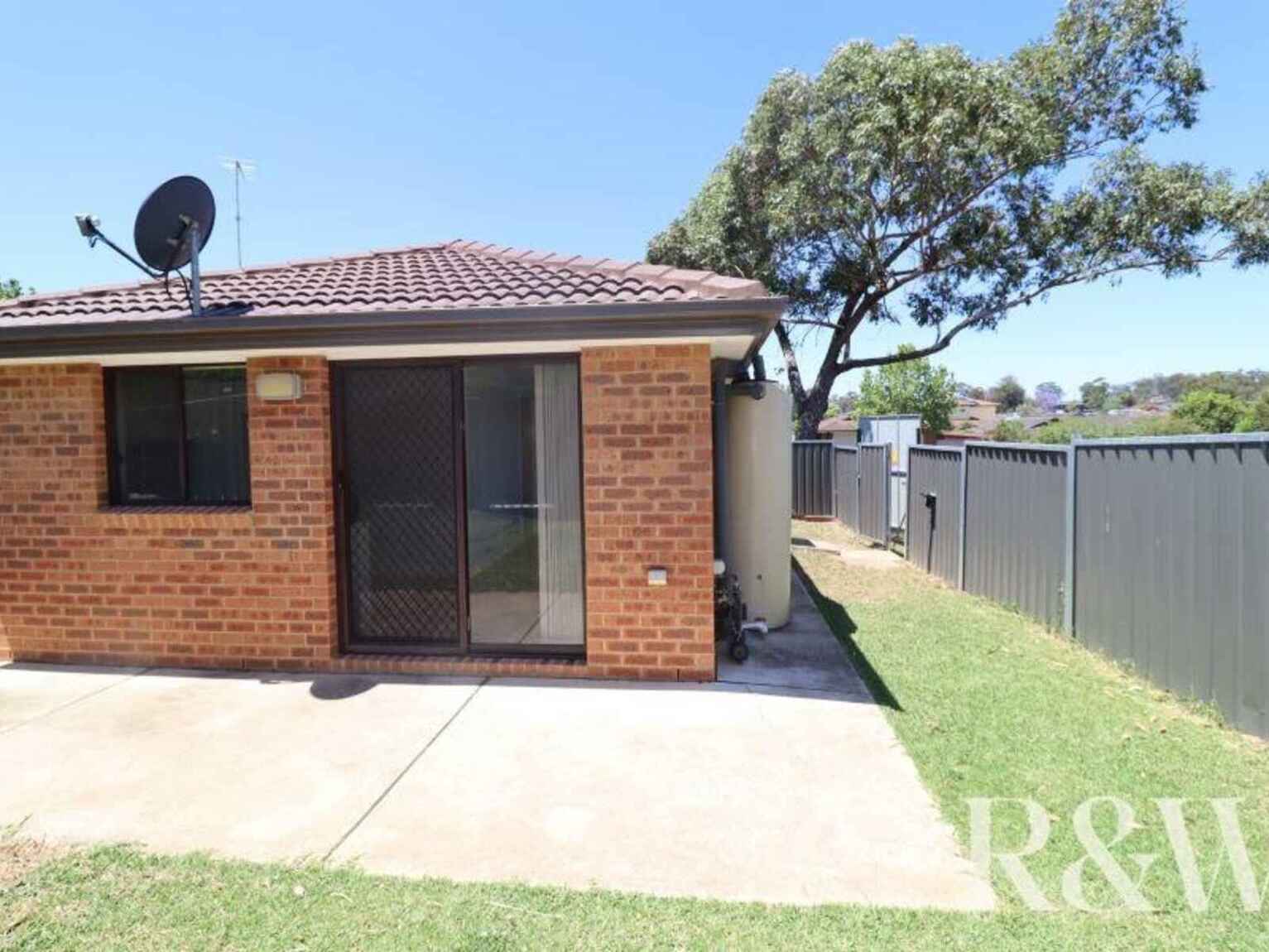 59A Cook Parade St Clair