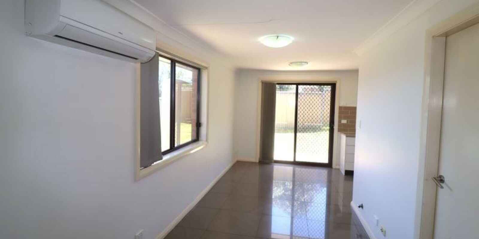 59A Cook Parade St Clair