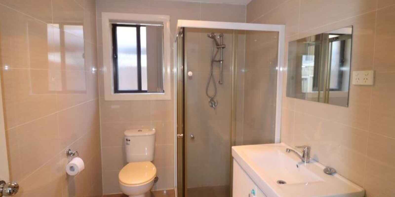 59A Cook Parade St Clair