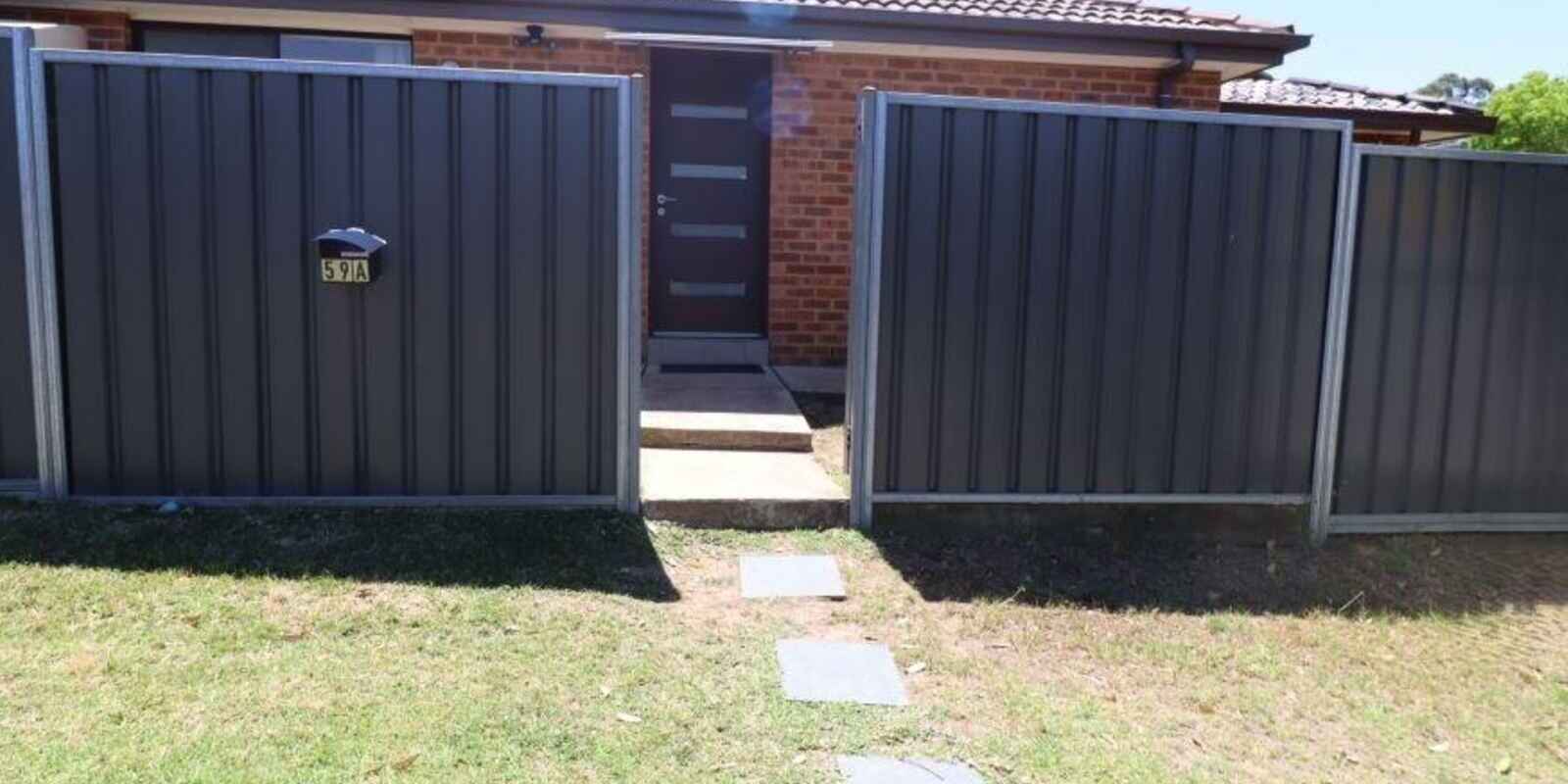 59A Cook Parade St Clair