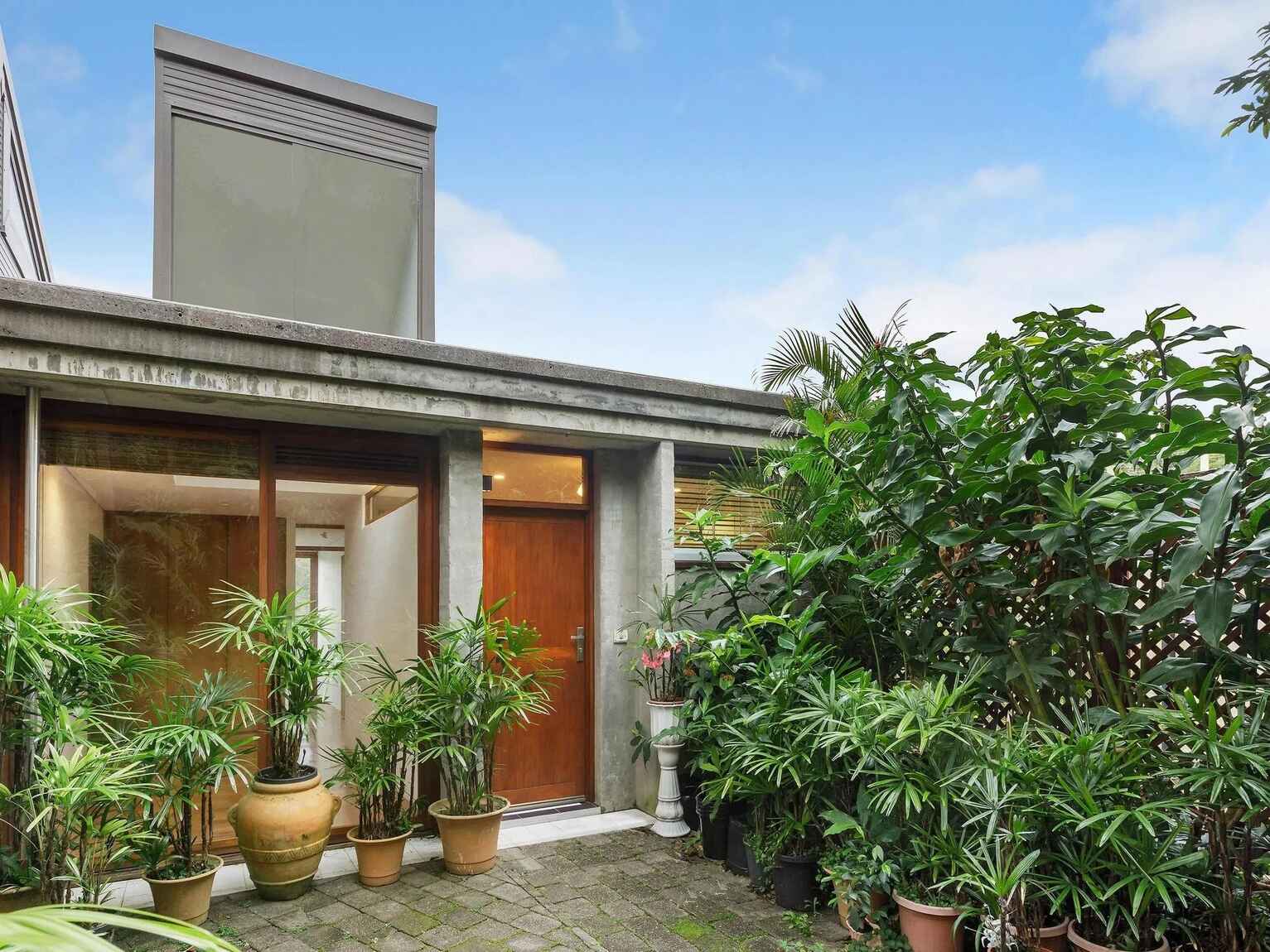 9A  The Barricade Castlecrag