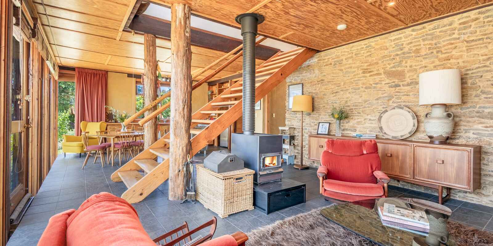 83 Bettington Road Blackheath