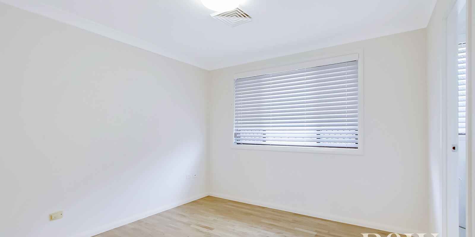 57 Pine Creek Circuit St Clair