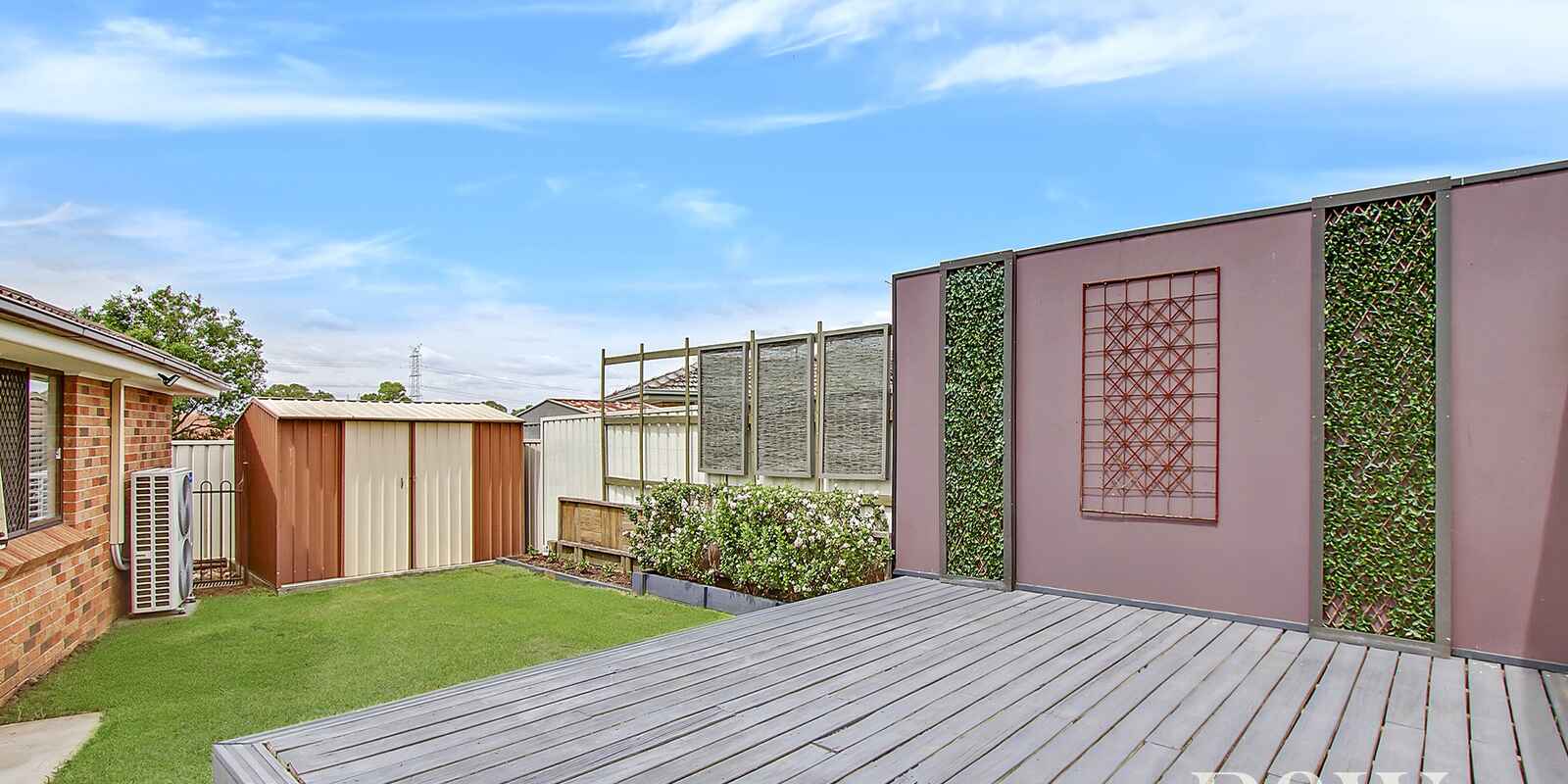 57 Pine Creek Circuit St Clair