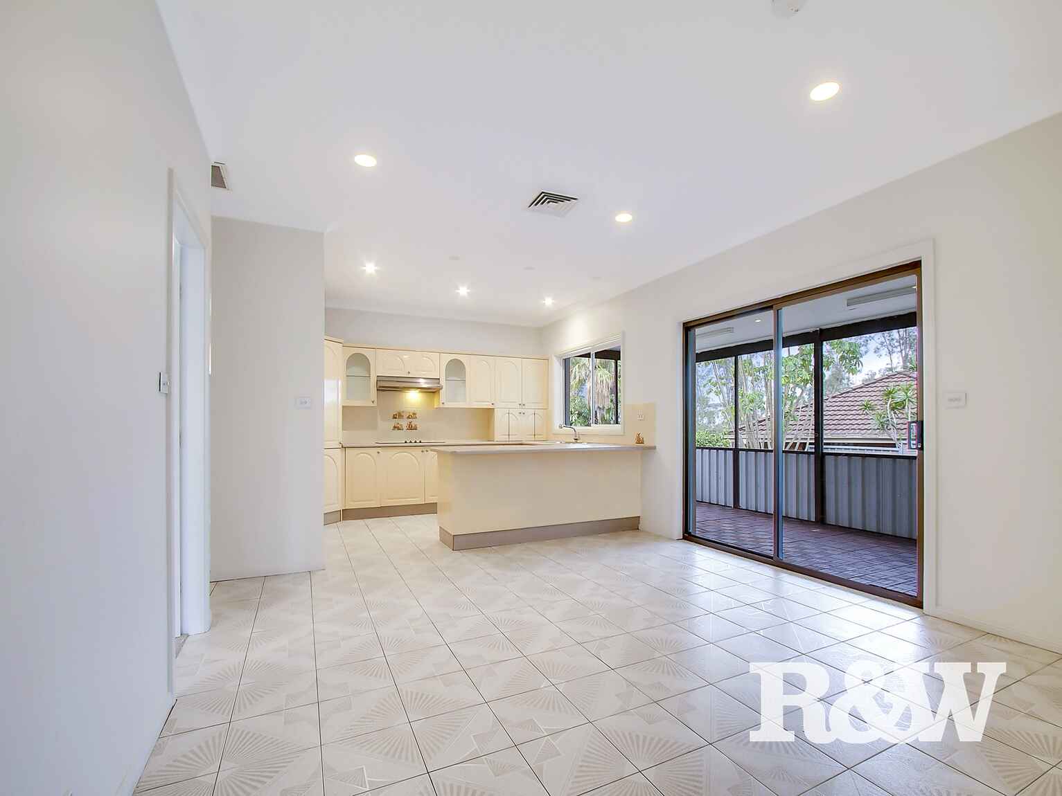 6 Mill Place St Clair