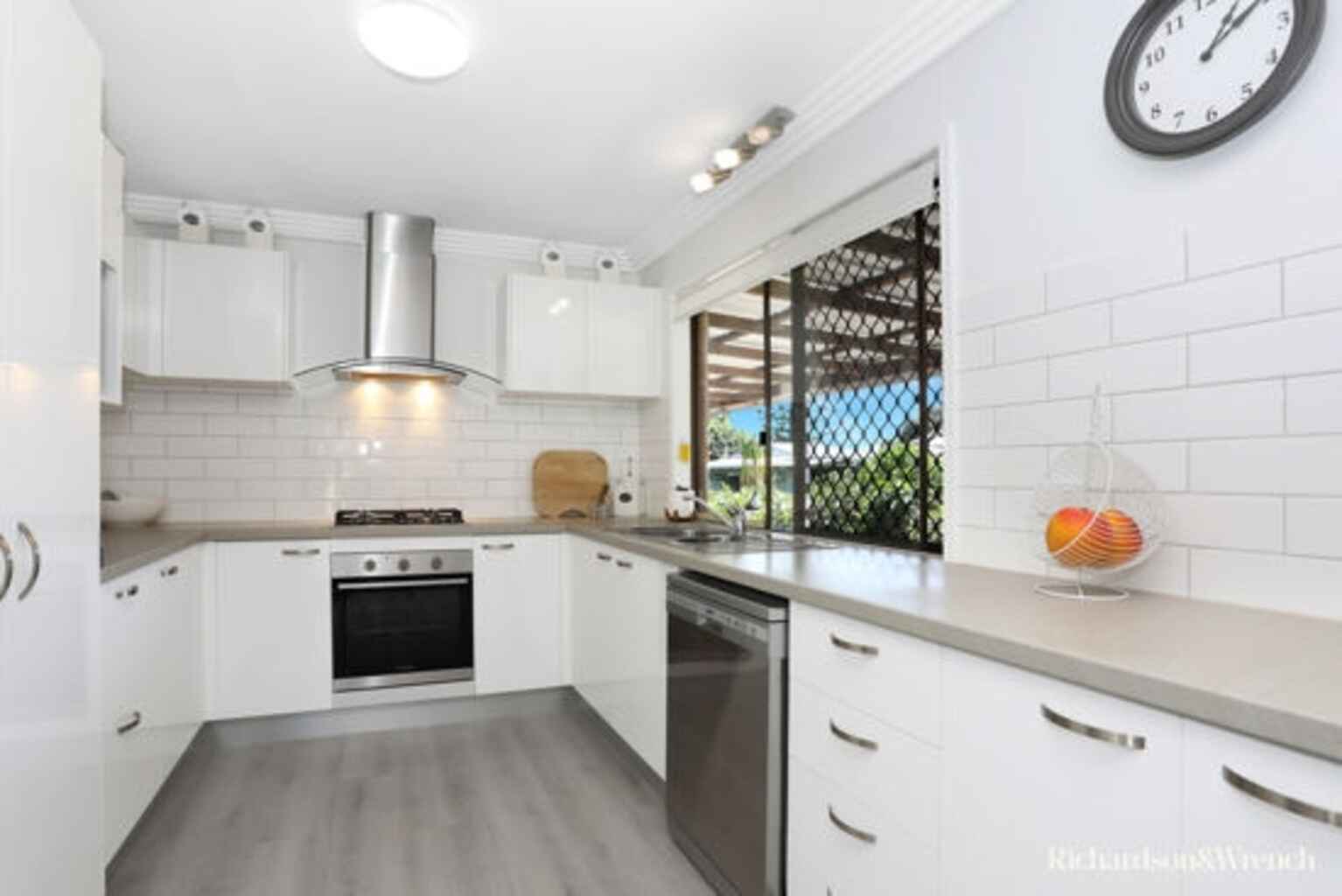 9 Fairmount Street Elimbah 9 Fairmount Street Elimbah