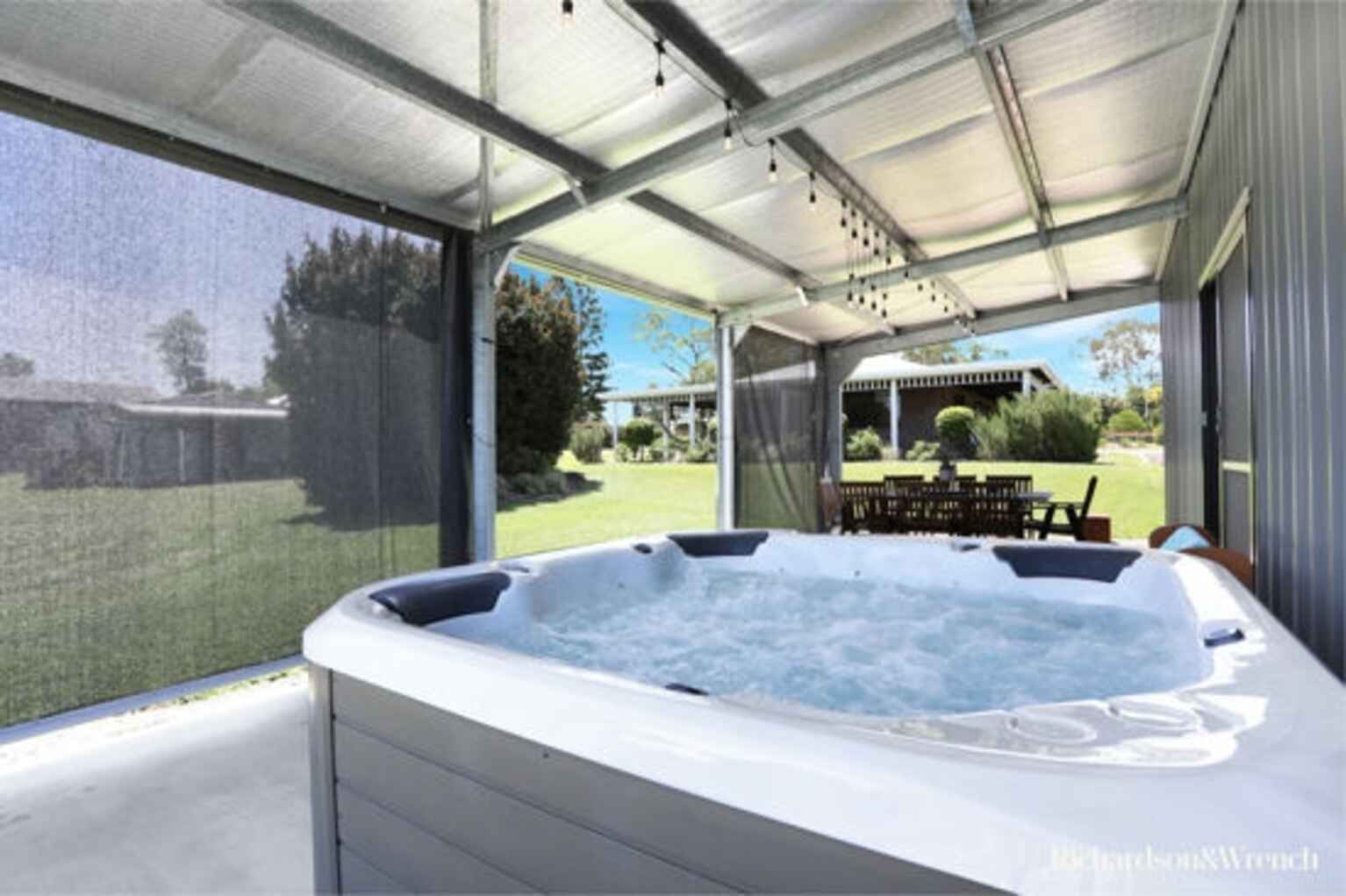 9 Fairmount Street Elimbah 9 Fairmount Street Elimbah