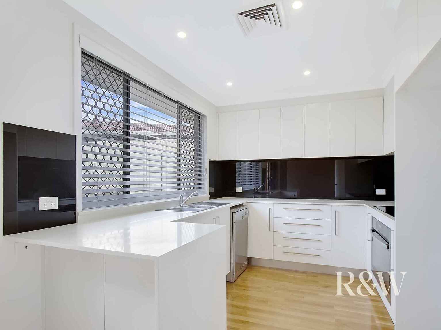 57 Pine Creek Circuit St Clair 57 Pine Creek Circuit St Clair