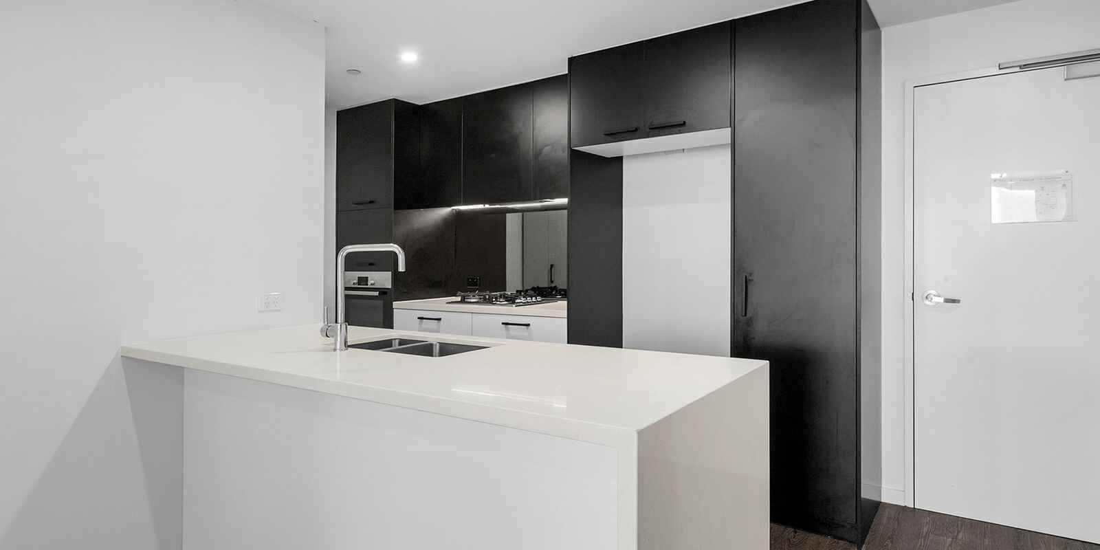 906/28 Wolseley Street Woolloongabba