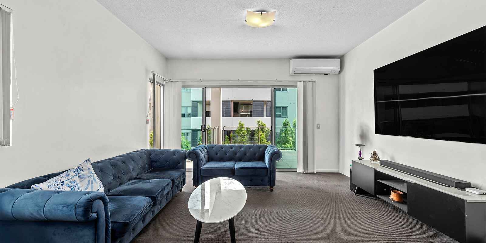 43/28 Ferry Road West End