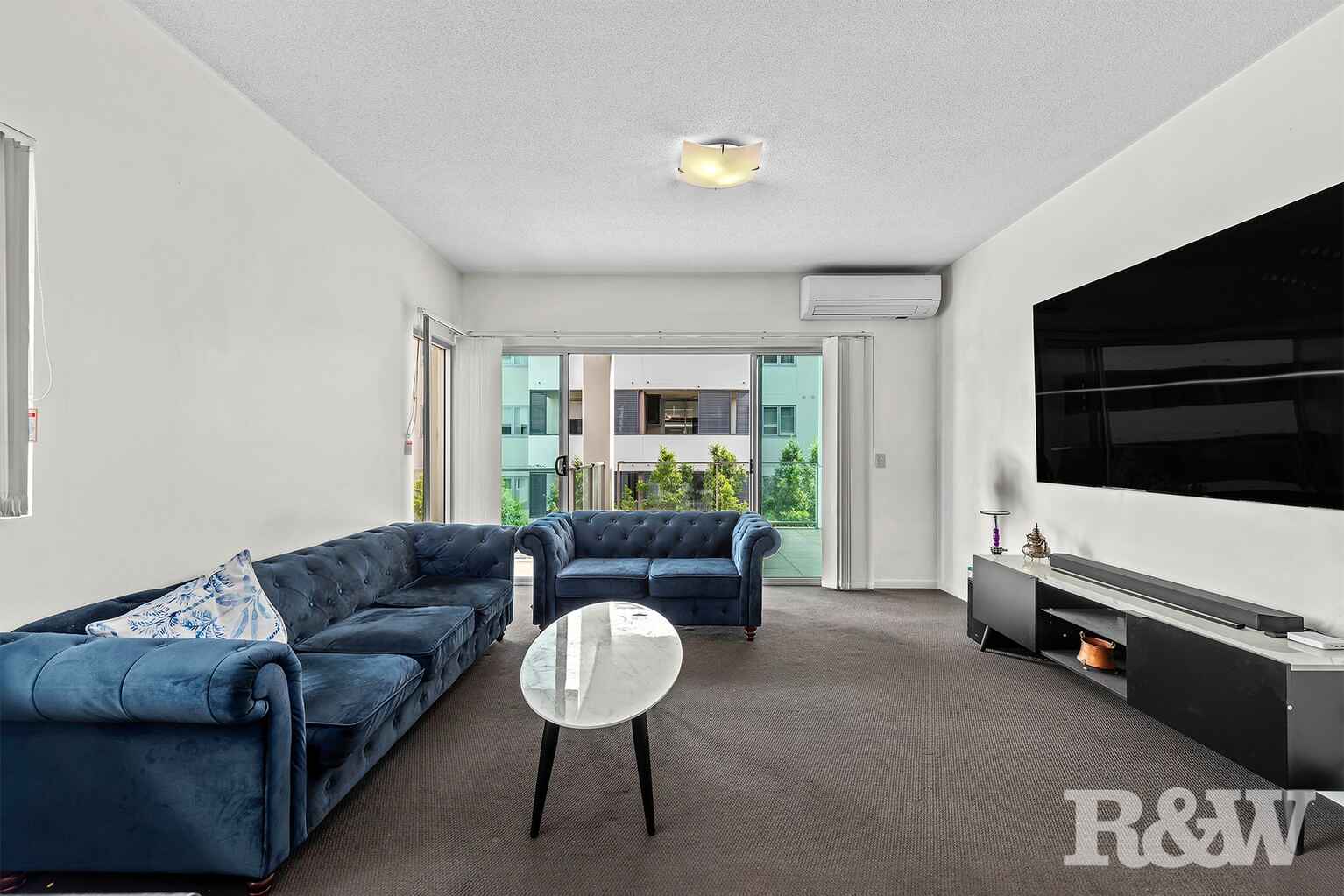 43/28 Ferry Road West End