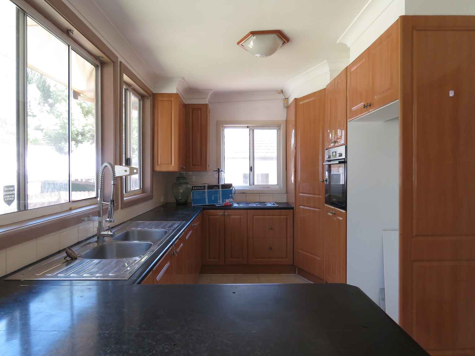 9 Tyler Street, Campbelltown