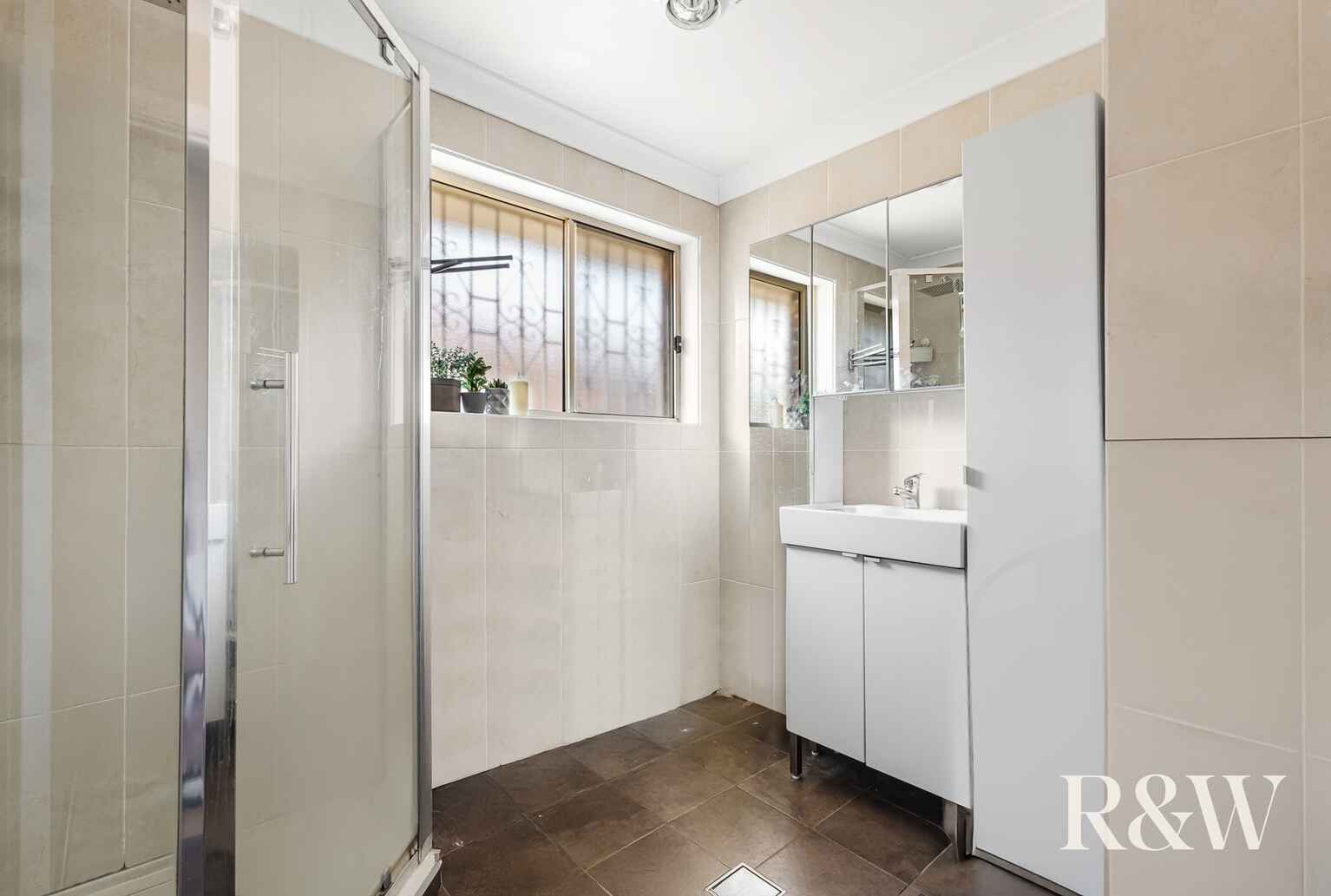 73 & 73a Carroll Crescent Plumpton