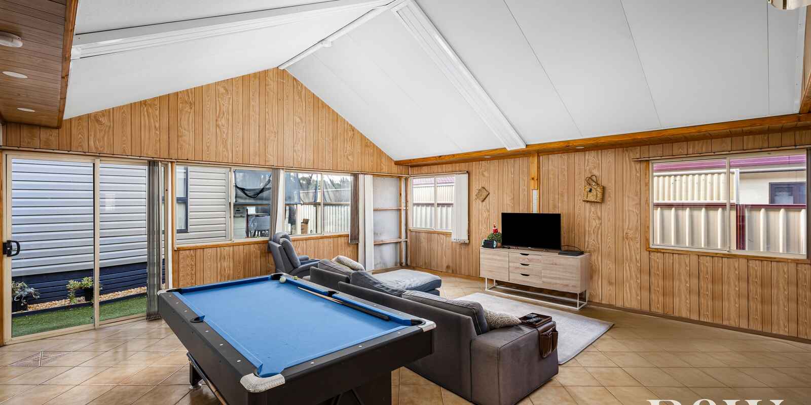 73 & 73a Carroll Crescent Plumpton