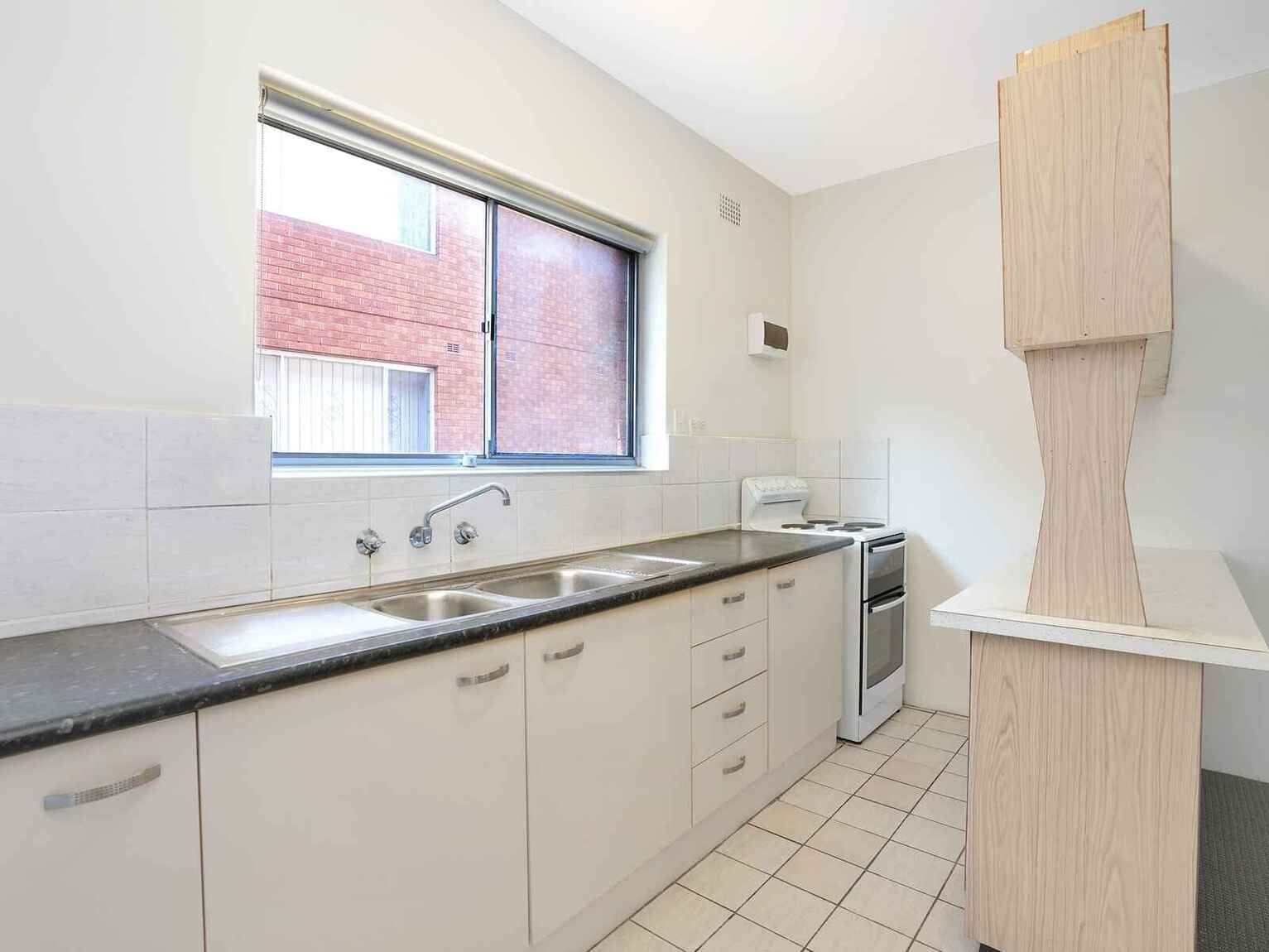 5/18 Bayley Street Marrickville