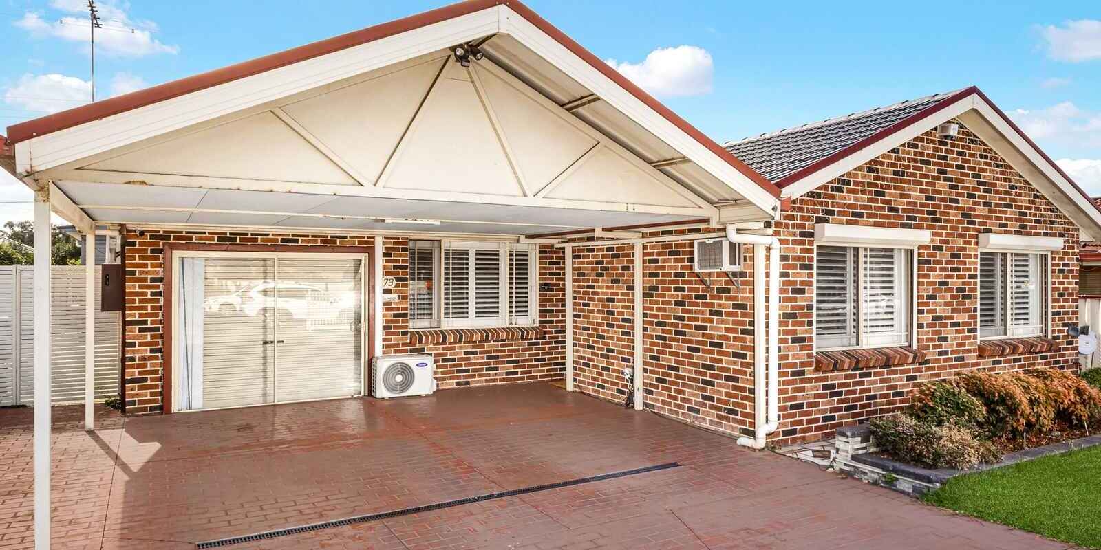 73 & 73a Carroll Crescent Plumpton