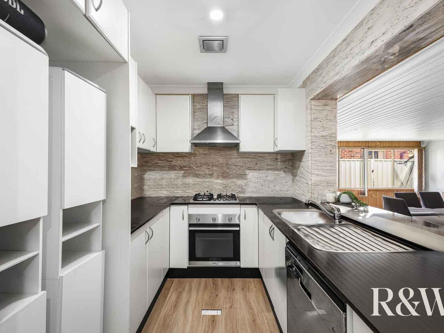 73 & 73a Carroll Crescent Plumpton