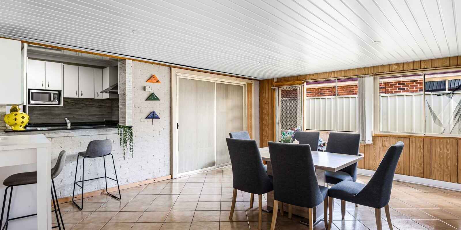 73 & 73a Carroll Crescent Plumpton