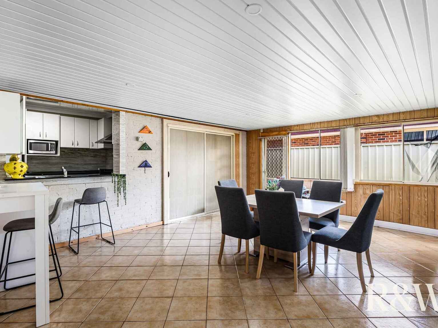 73 & 73a Carroll Crescent Plumpton