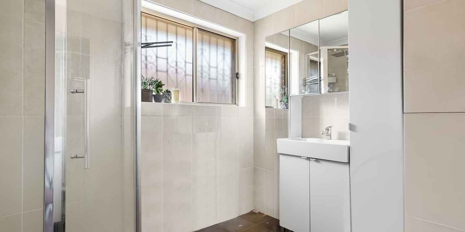 73 & 73a Carroll Crescent Plumpton