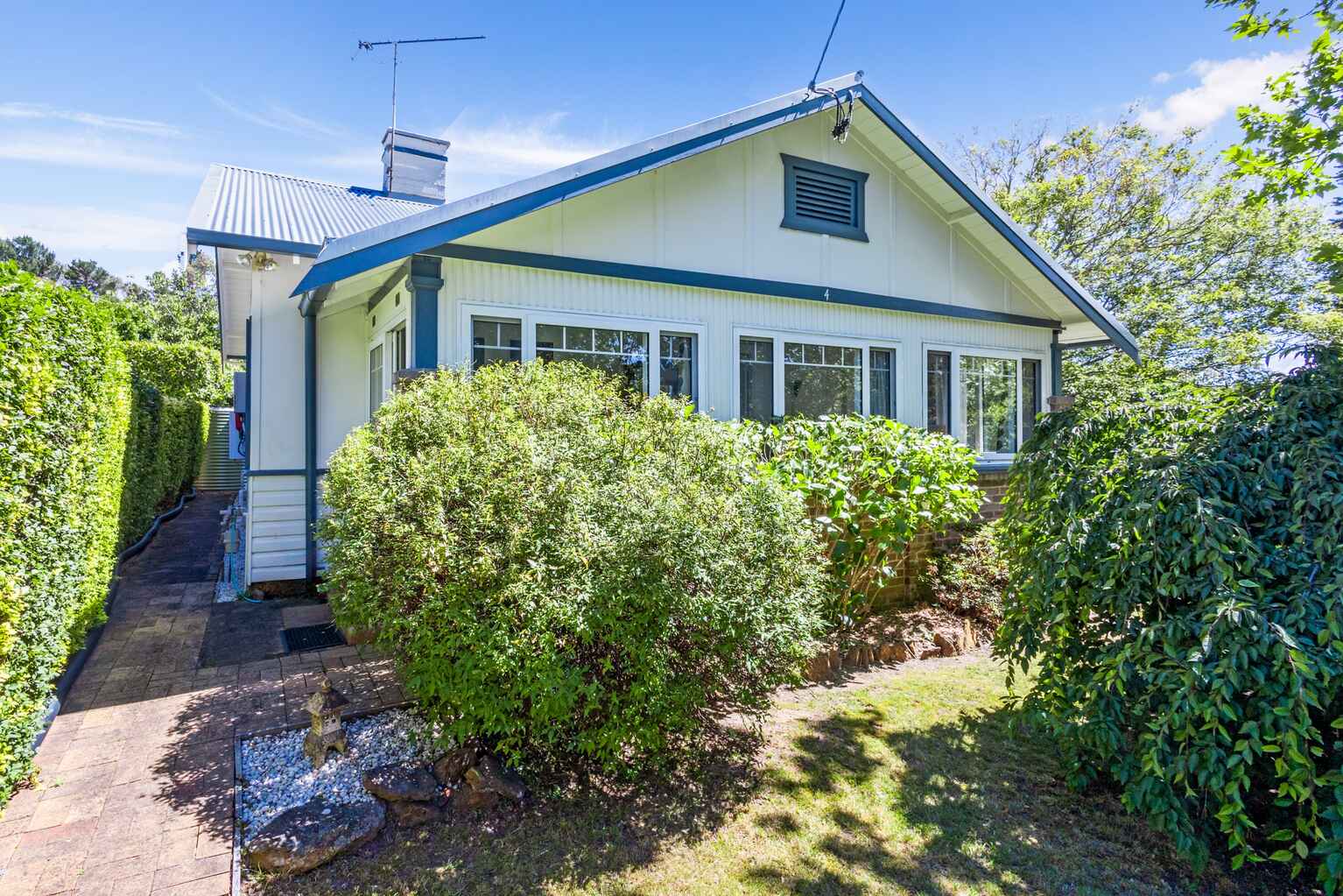 4 Sheila Street Medlow Bath 4 Sheila Street Medlow Bath