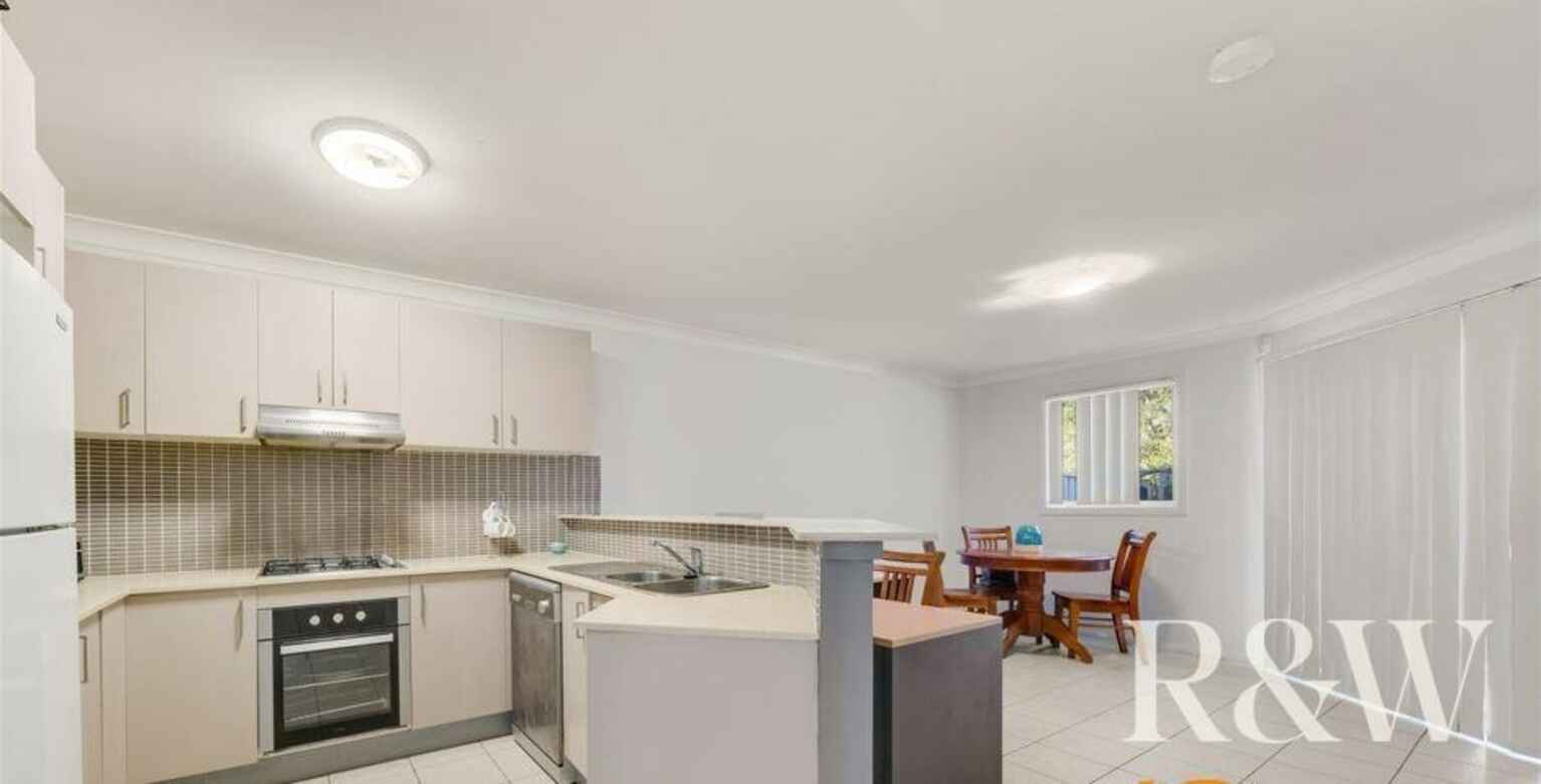 11/98-102 Victoria Street Werrington