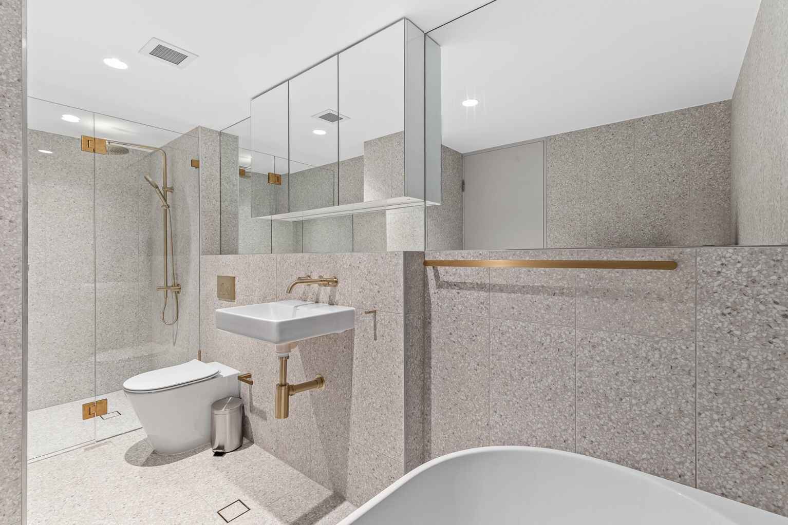 6/48-64 Wentworth Park Road Glebe