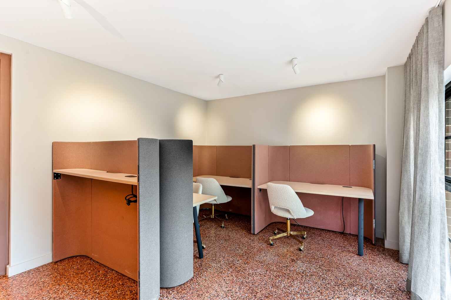 6/48-64 Wentworth Park Road Glebe