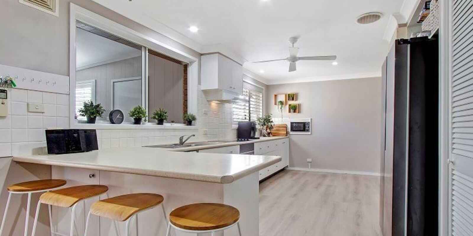 29 McCartney Crescent St Clair