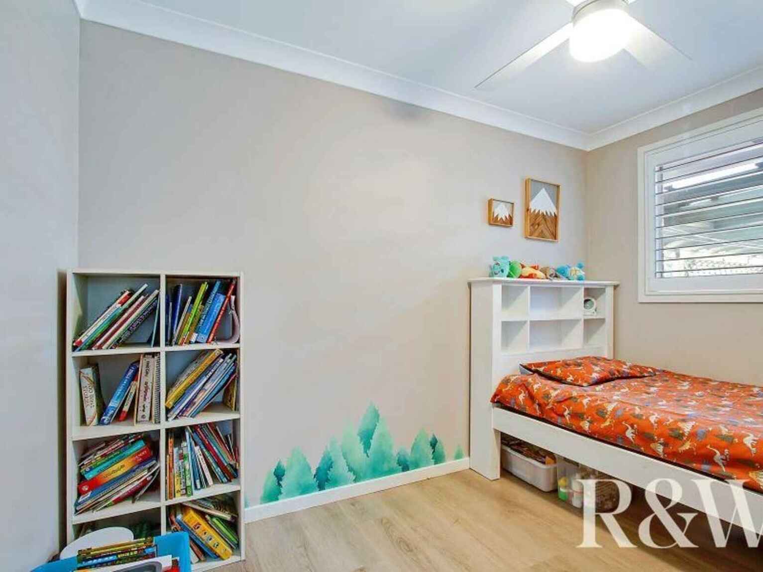 29 McCartney Crescent St Clair