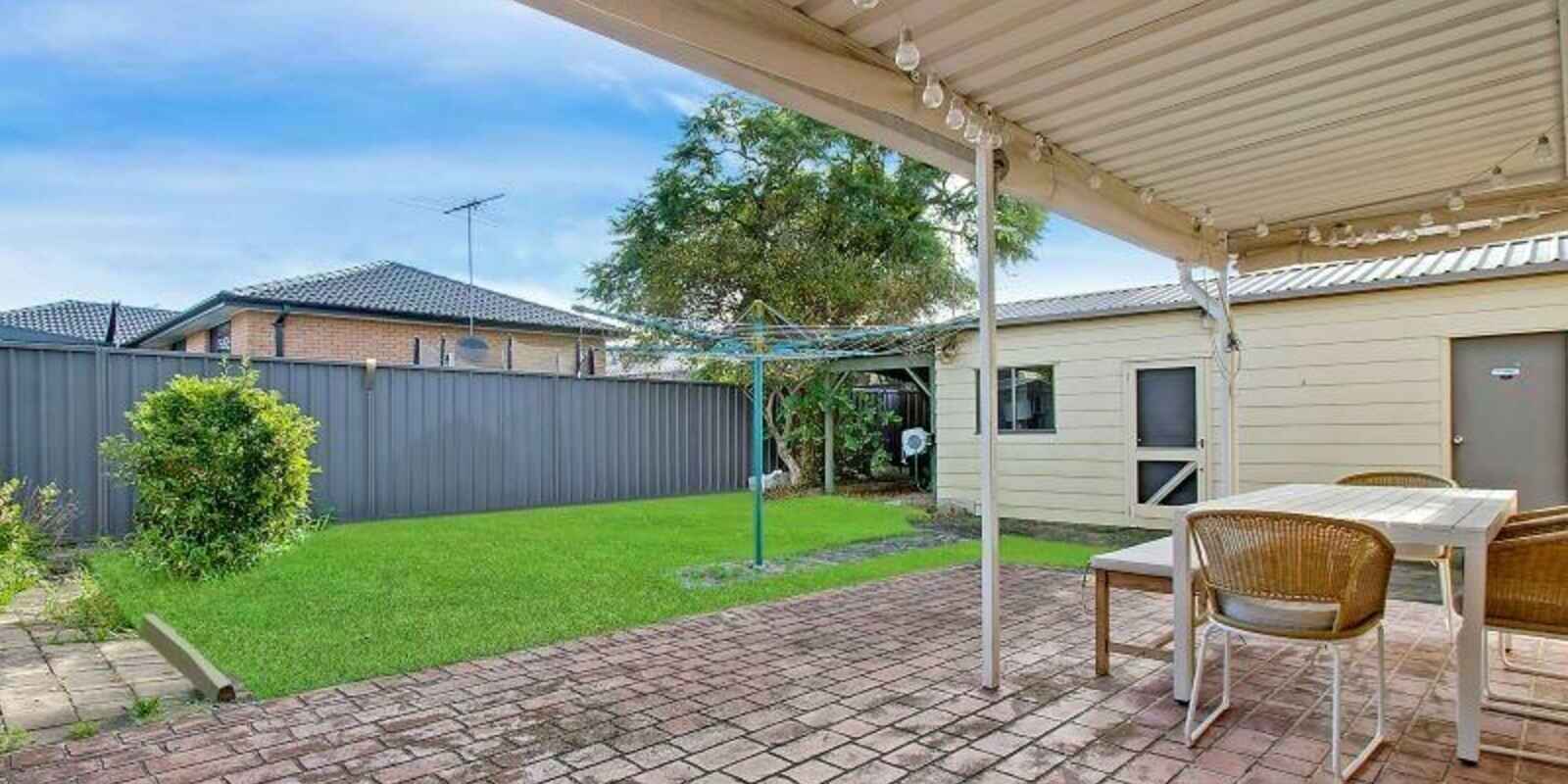 29 McCartney Crescent St Clair