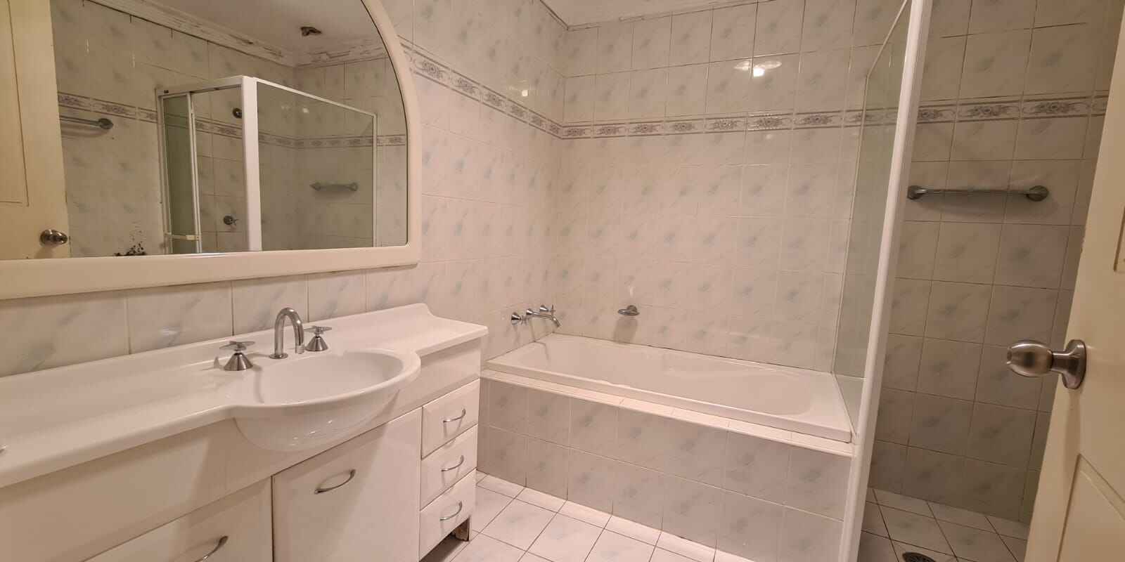 2/32-36 Burlington Road Homebush