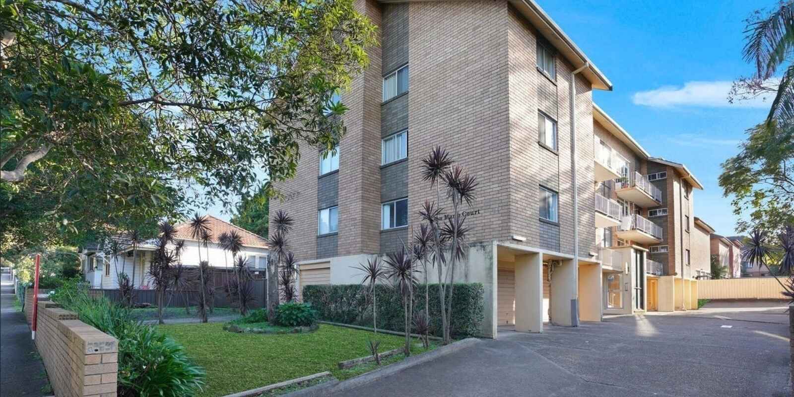 6/11-13 Tavistock Road Homebush West