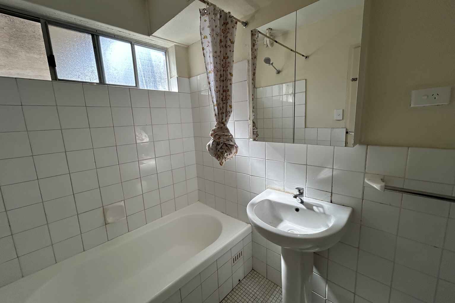 6/11-13 Tavistock Road Homebush West